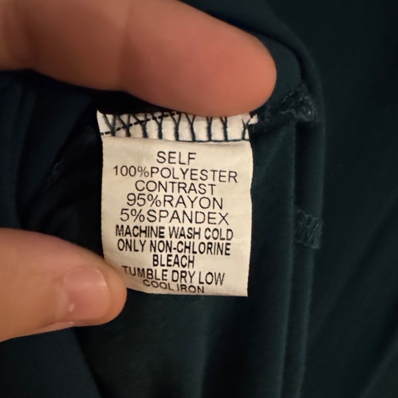 Elegant Pine Green Papermoon Women's Top - Picture 6 of 7